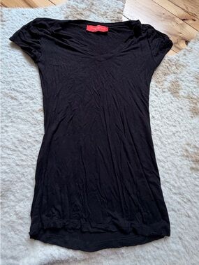 Akira Chicago black shirt